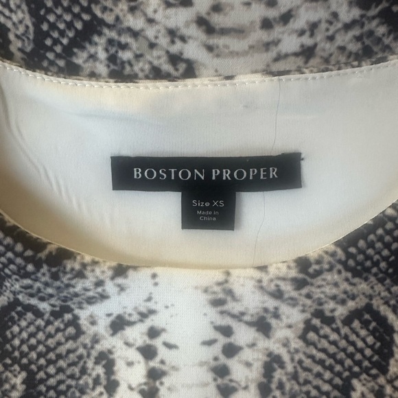 Boston Proper Snakeskin Print Bodysuit Oversized XS - Picture 10 of 16